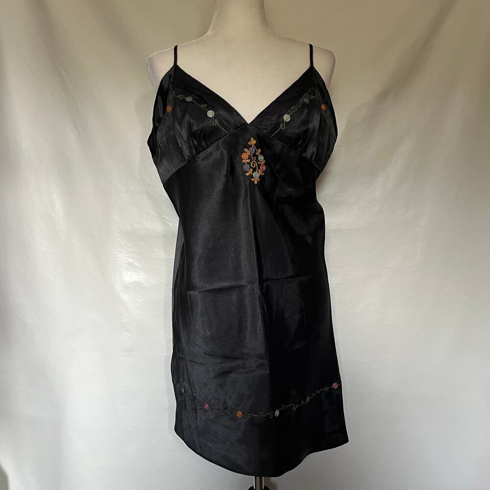 Vtg Y2K Embroidered Slip Dress Sz L Goth Fairy Embroidered Satin Delicates Black - Picture 11 of 11